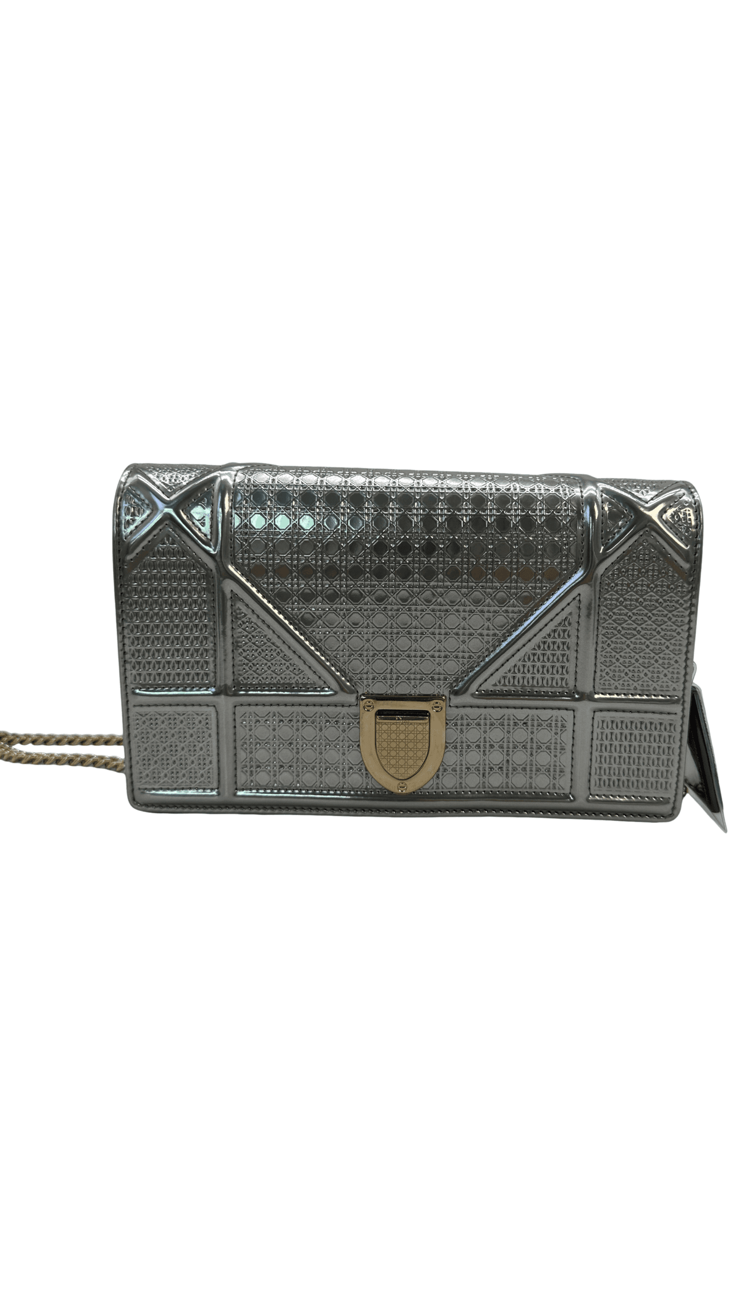 Dior Diorama Wallet on Chain