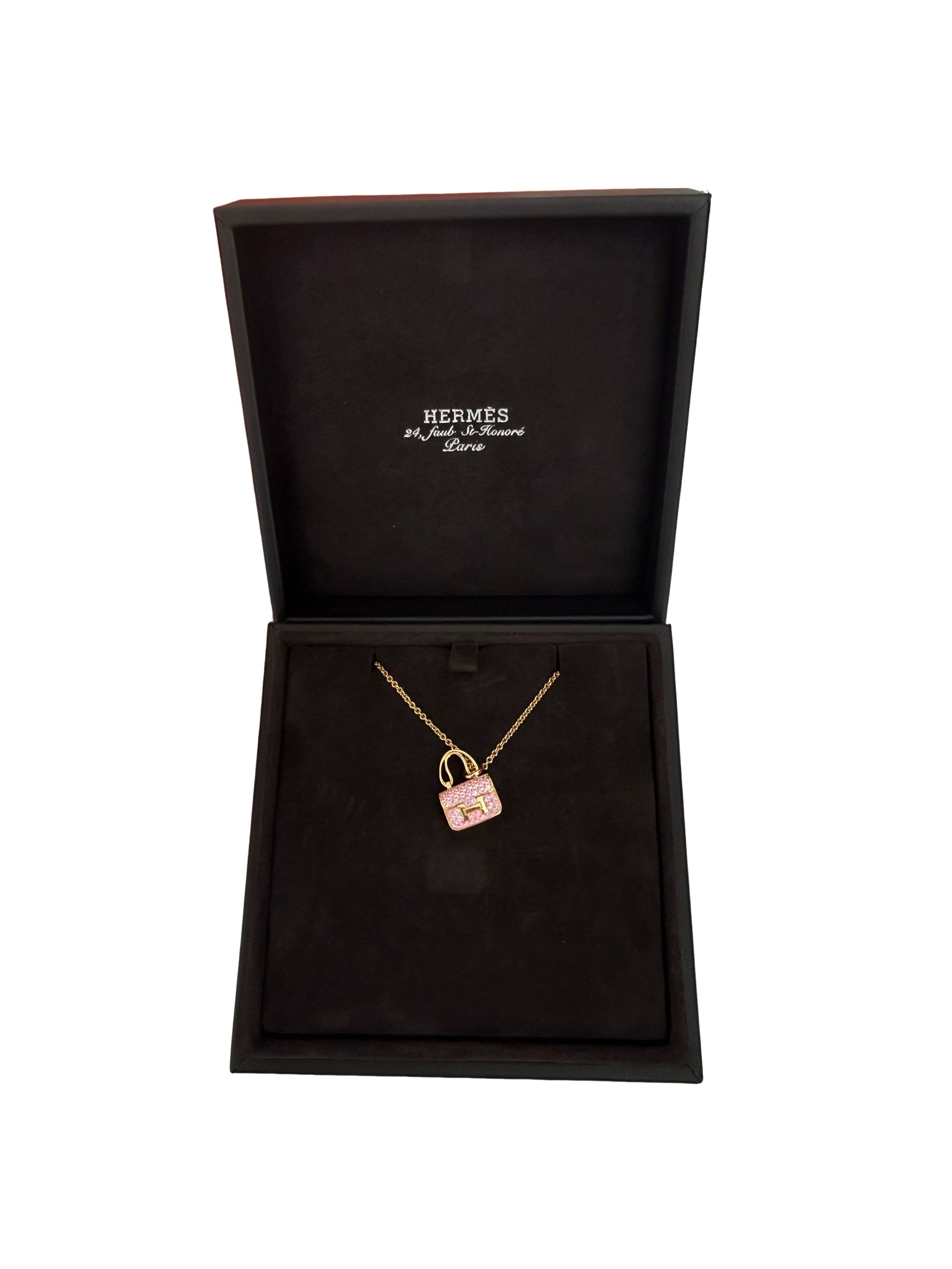 Hermès Amulettes Constance Pendant Necklace