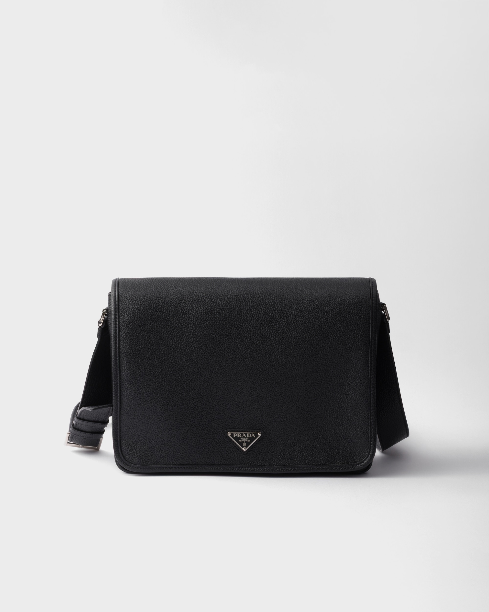 Leather shoulder bag